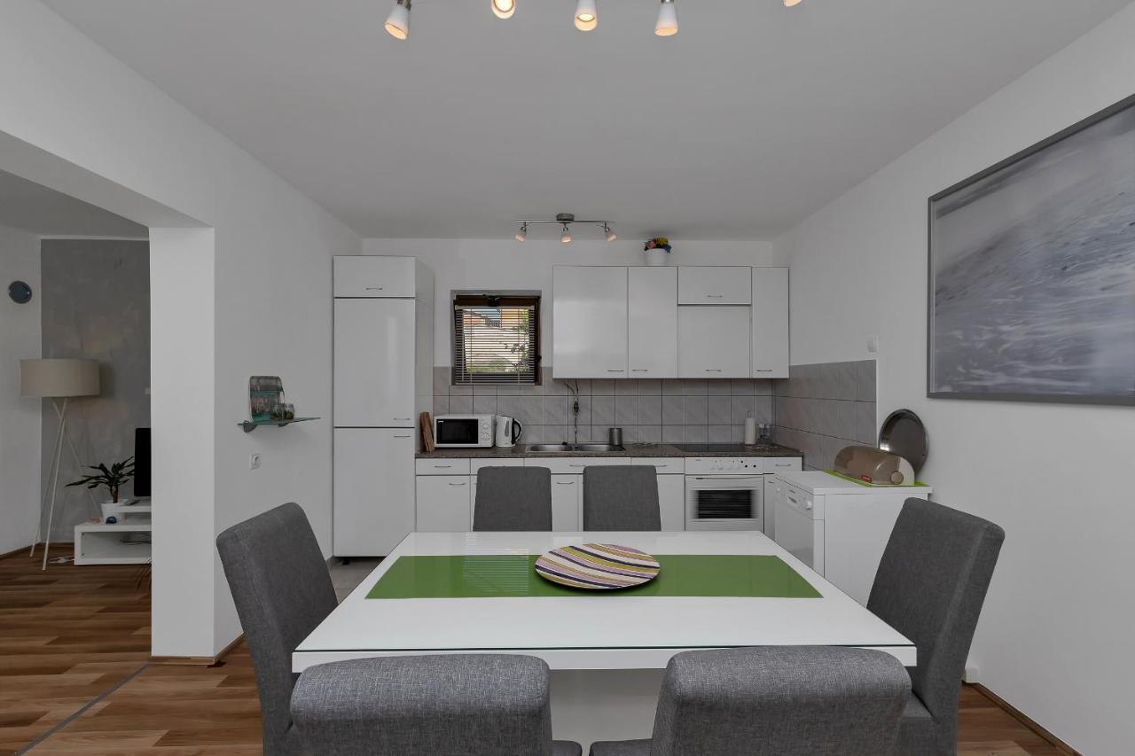 Apartment Sabina Makarska Luaran gambar