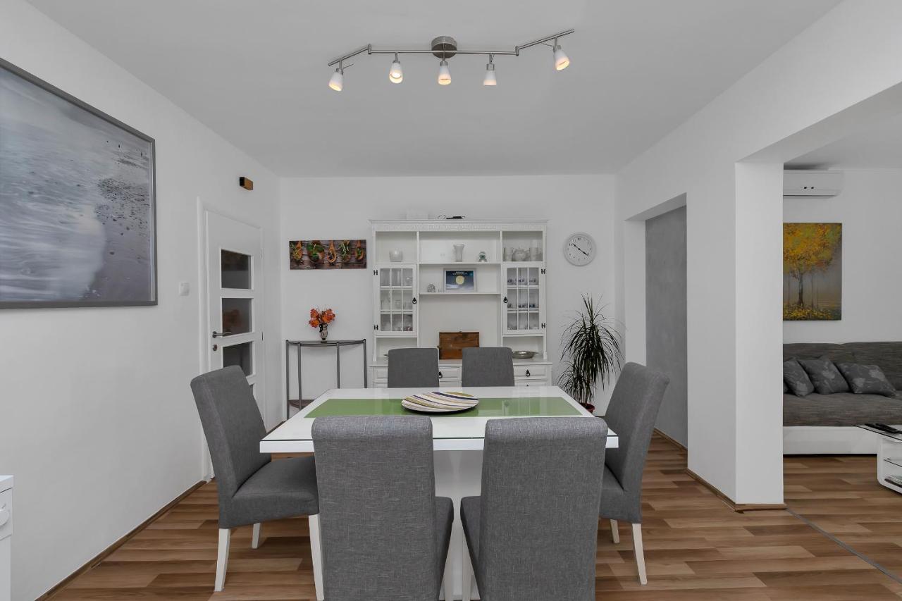 Apartment Sabina Makarska Luaran gambar